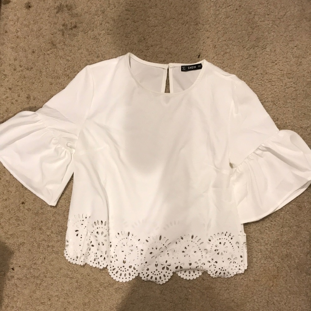 Brand new white top!